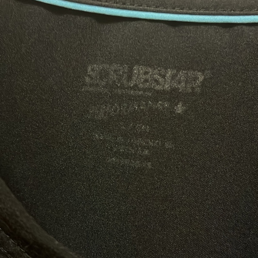 Women’s Black Scrubs, Size S - Picture 7 of 16